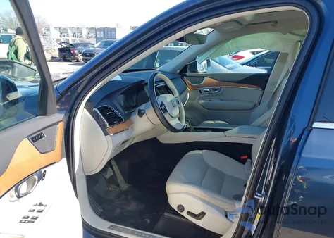 2022 Volvo Xc90 T6 Momentum 7 Passenger from USA, damaged, VIN YV4A22PK2N1805658